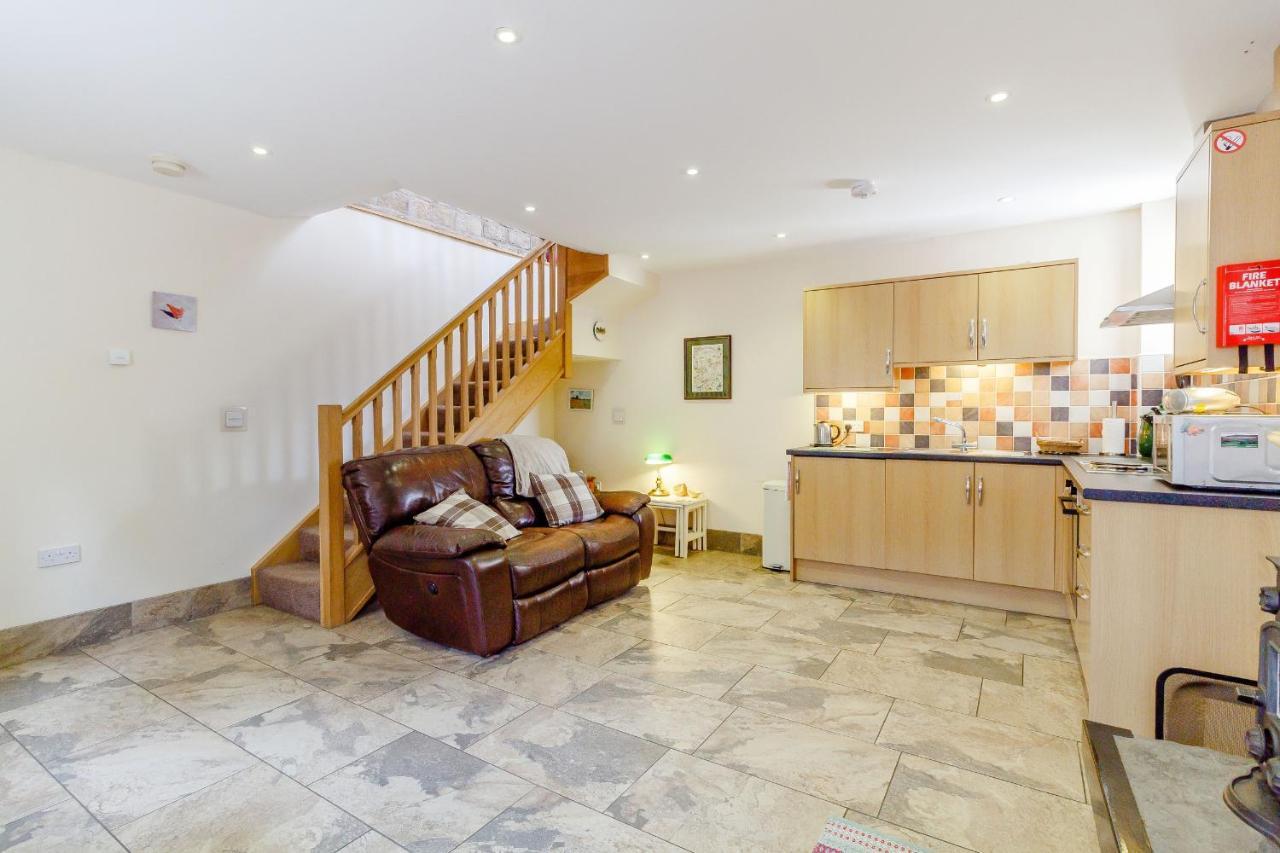 Jenny'S Cottage Diggle Εξωτερικό φωτογραφία